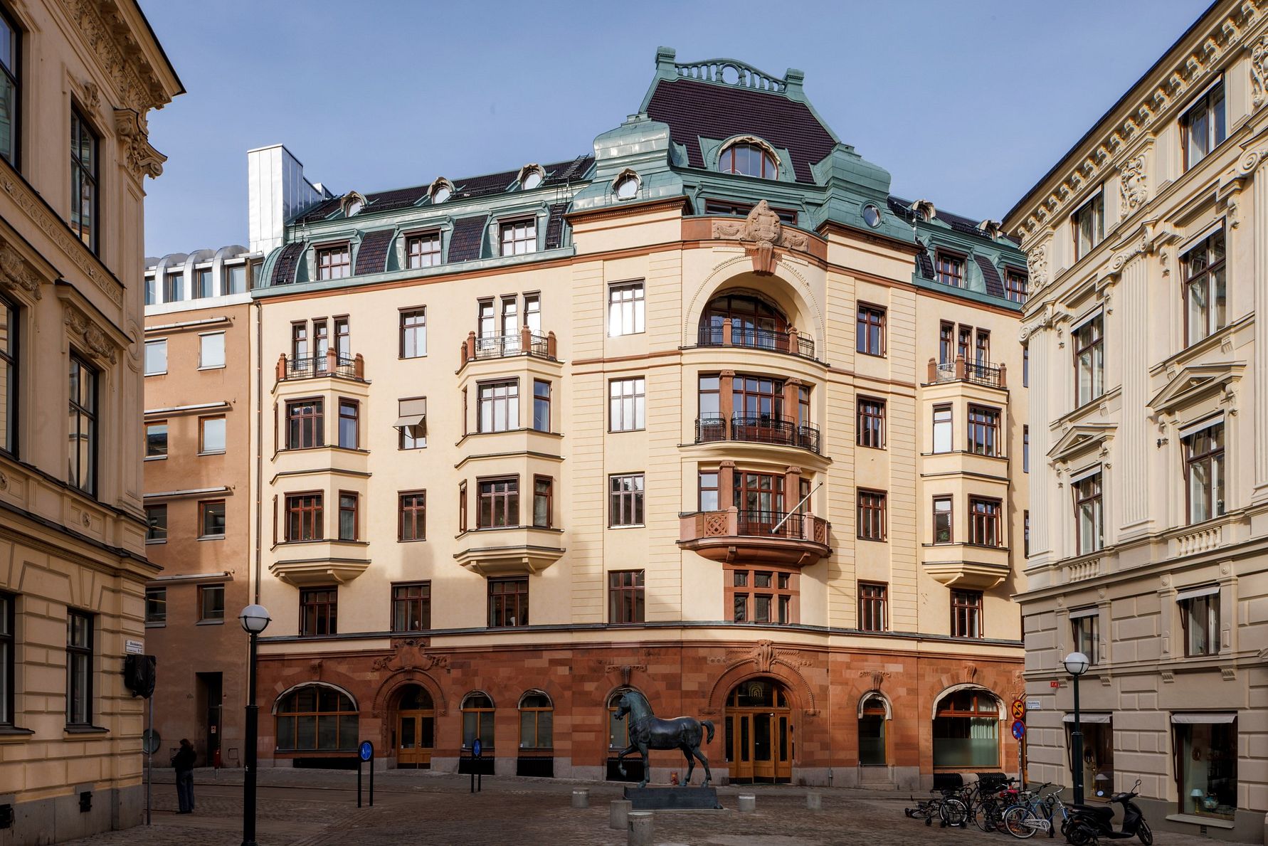 Arsenalsgatan 8